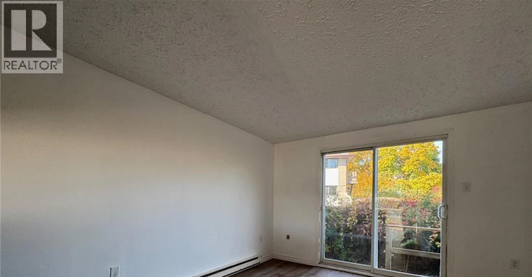 4-32 Ralgreen Crescent, Kitchener, ON, N2M 1T9 - 6