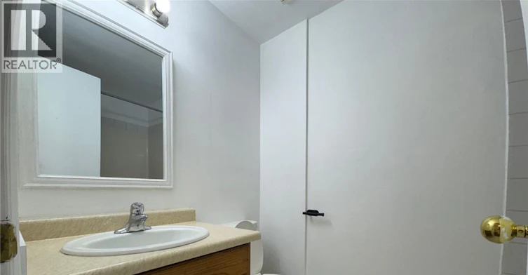 4-32 Ralgreen Crescent, Kitchener, ON, N2M 1T9 - 5