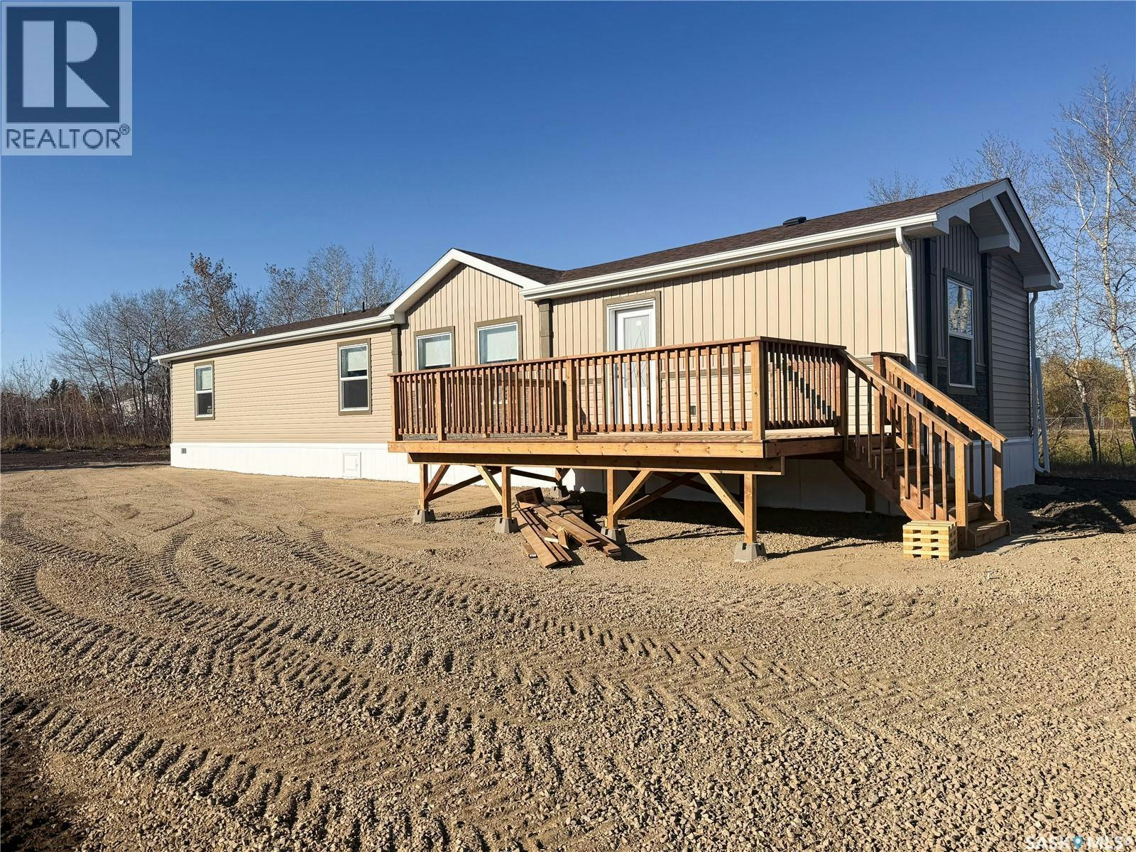305 7th Street E, Meadow Lake, SK, S9X 1J1