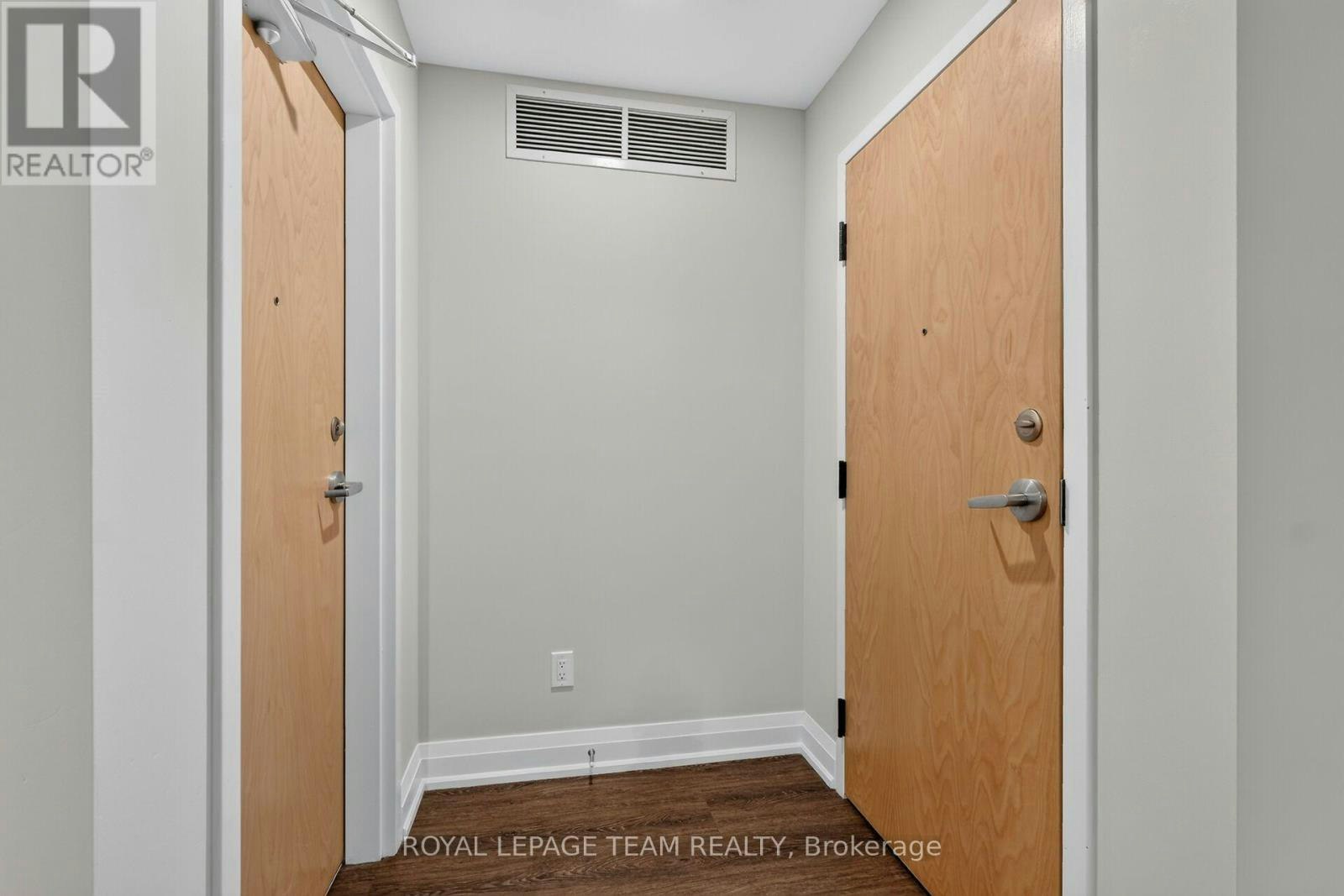 2-336 Tweedsmuir Avenue, Ottawa, ON, K1Z 5N4 - 8