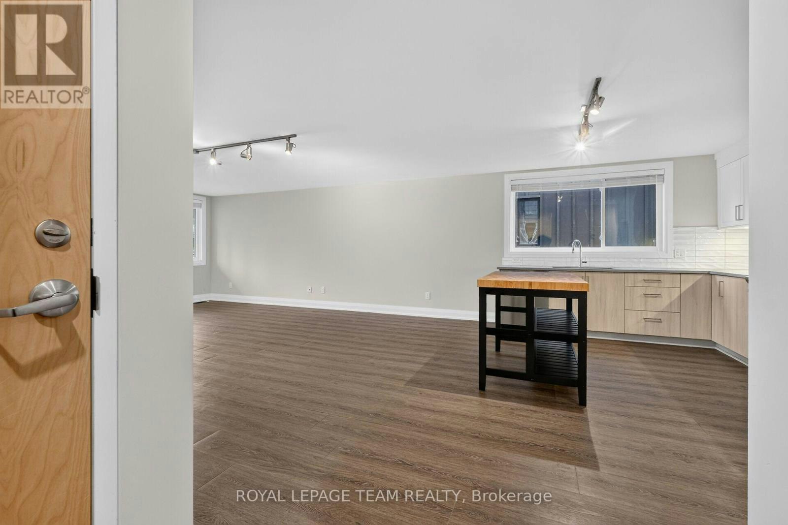 2-336 Tweedsmuir Avenue, Ottawa, ON, K1Z 5N4 - 9