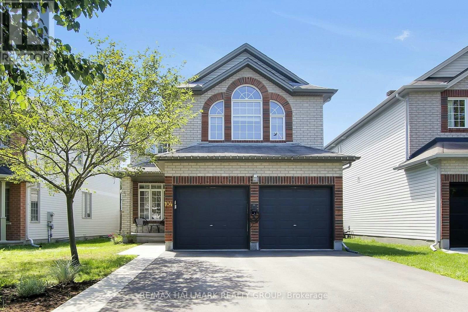 104 Strathcarron Crescent, Ottawa, ON, K2K 0C7