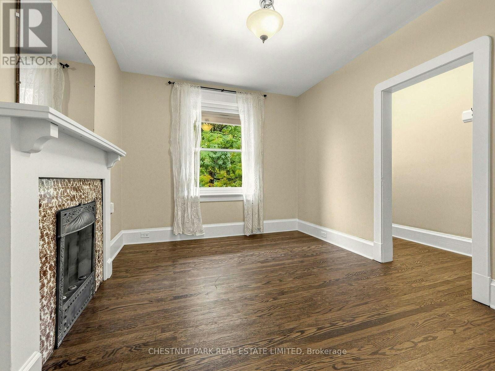 148 Felstead Avenue, Toronto, ON, M4J 1G5 - 4