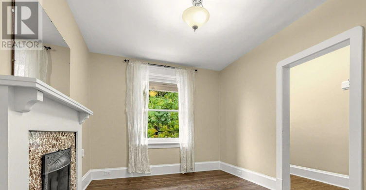 148 Felstead Avenue, Toronto, ON, M4J 1G5 - 4