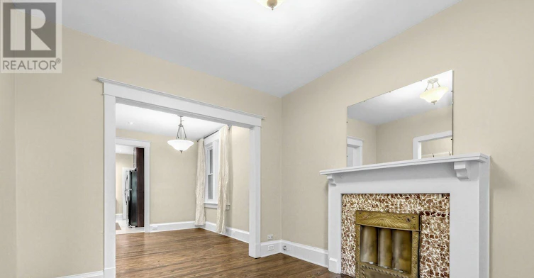 148 Felstead Avenue, Toronto, ON, M4J 1G5 - 5
