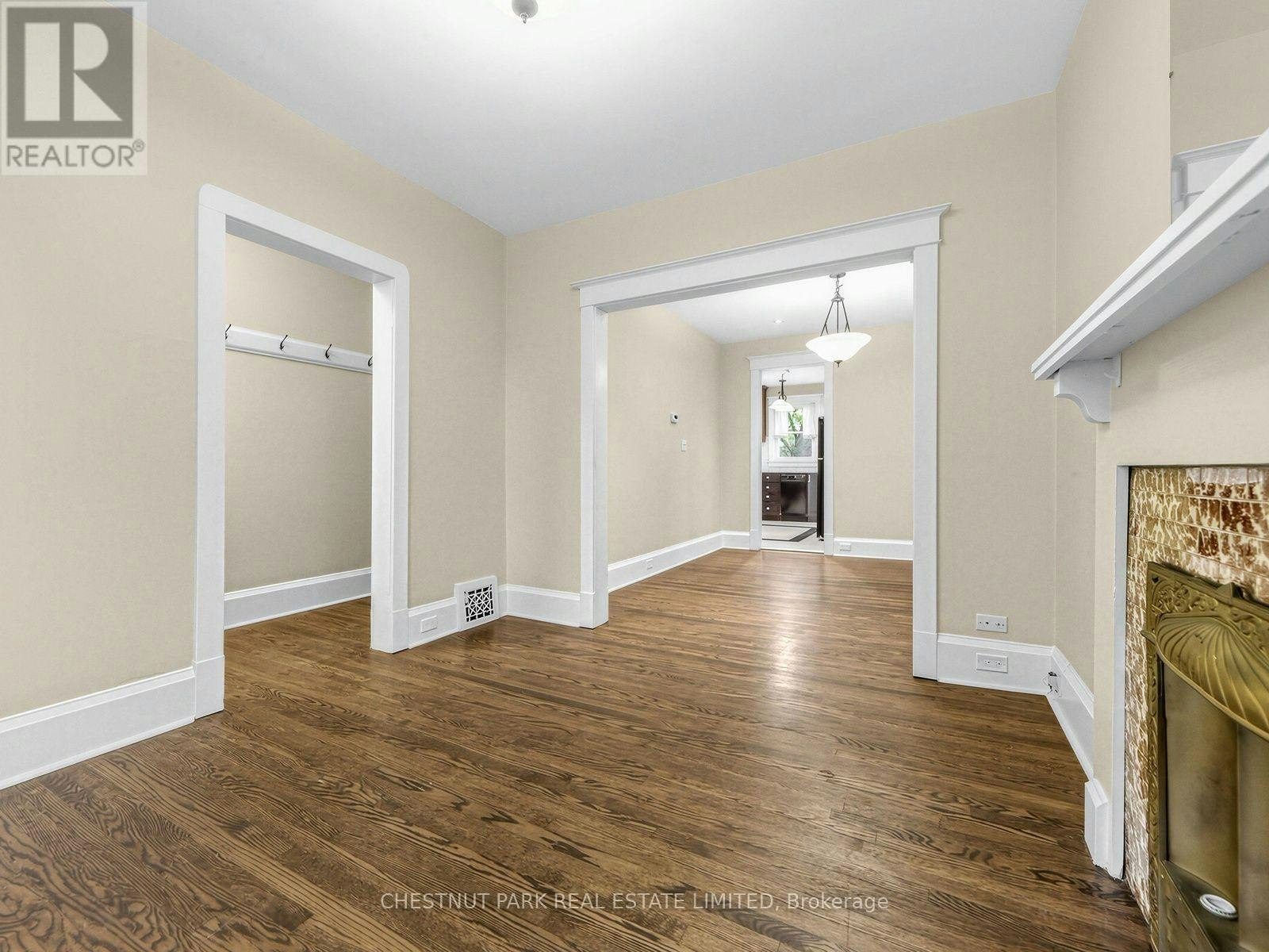 148 Felstead Avenue, Toronto, ON, M4J 1G5 - 6