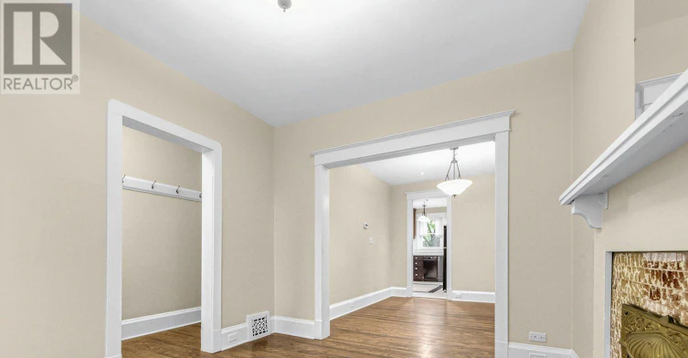 148 Felstead Avenue, Toronto, ON, M4J 1G5 - 6