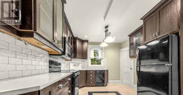 148 Felstead Avenue, Toronto, ON, M4J 1G5 - 10