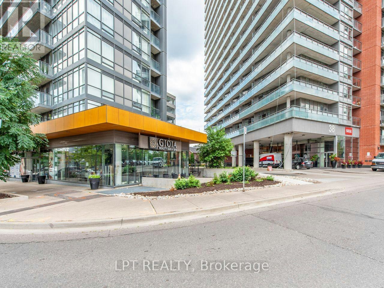 420-38 Joe Shuster Way, Toronto, ON, M6K 0A5 - 2