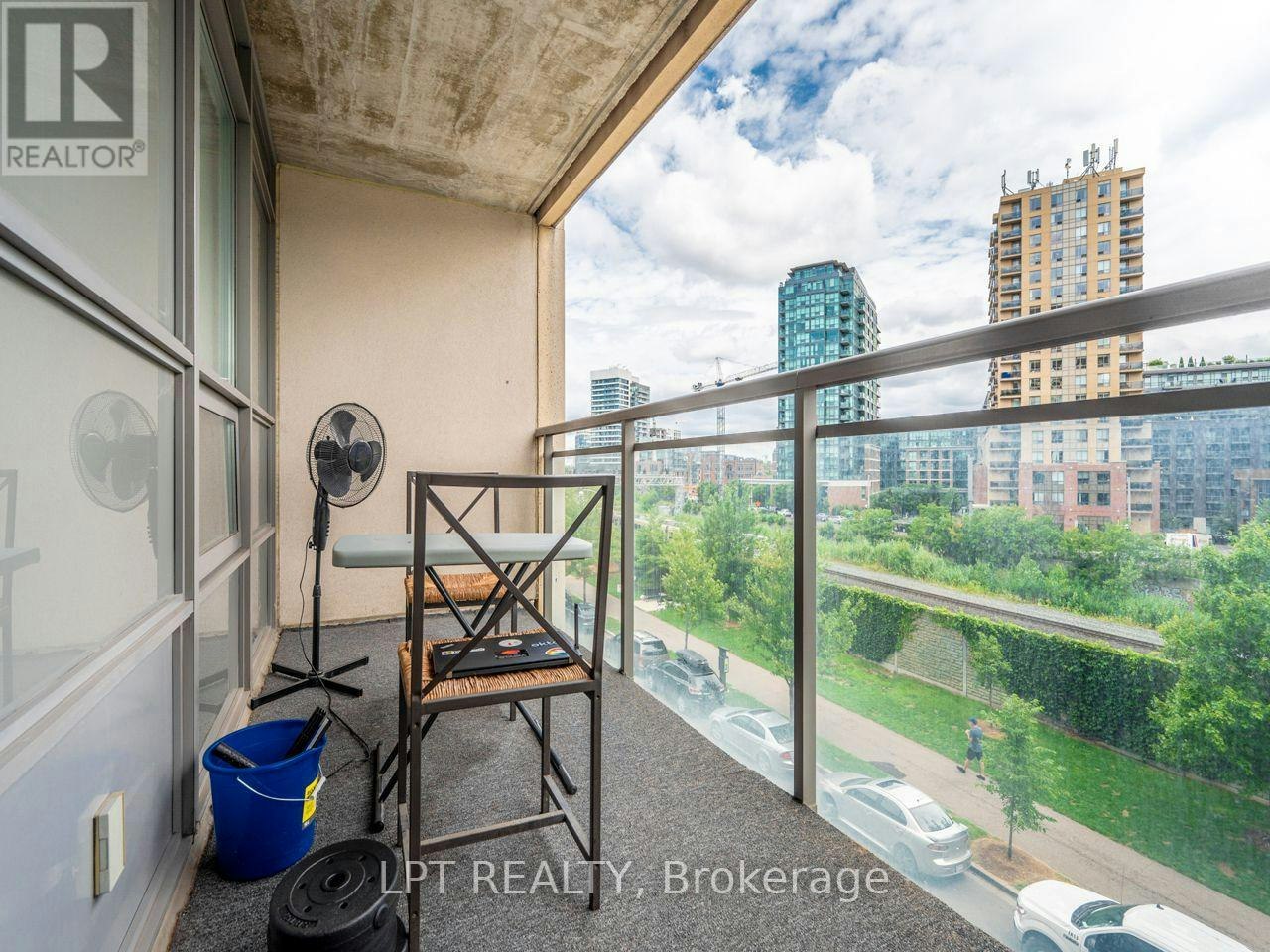 420-38 Joe Shuster Way, Toronto, ON, M6K 0A5 - 26