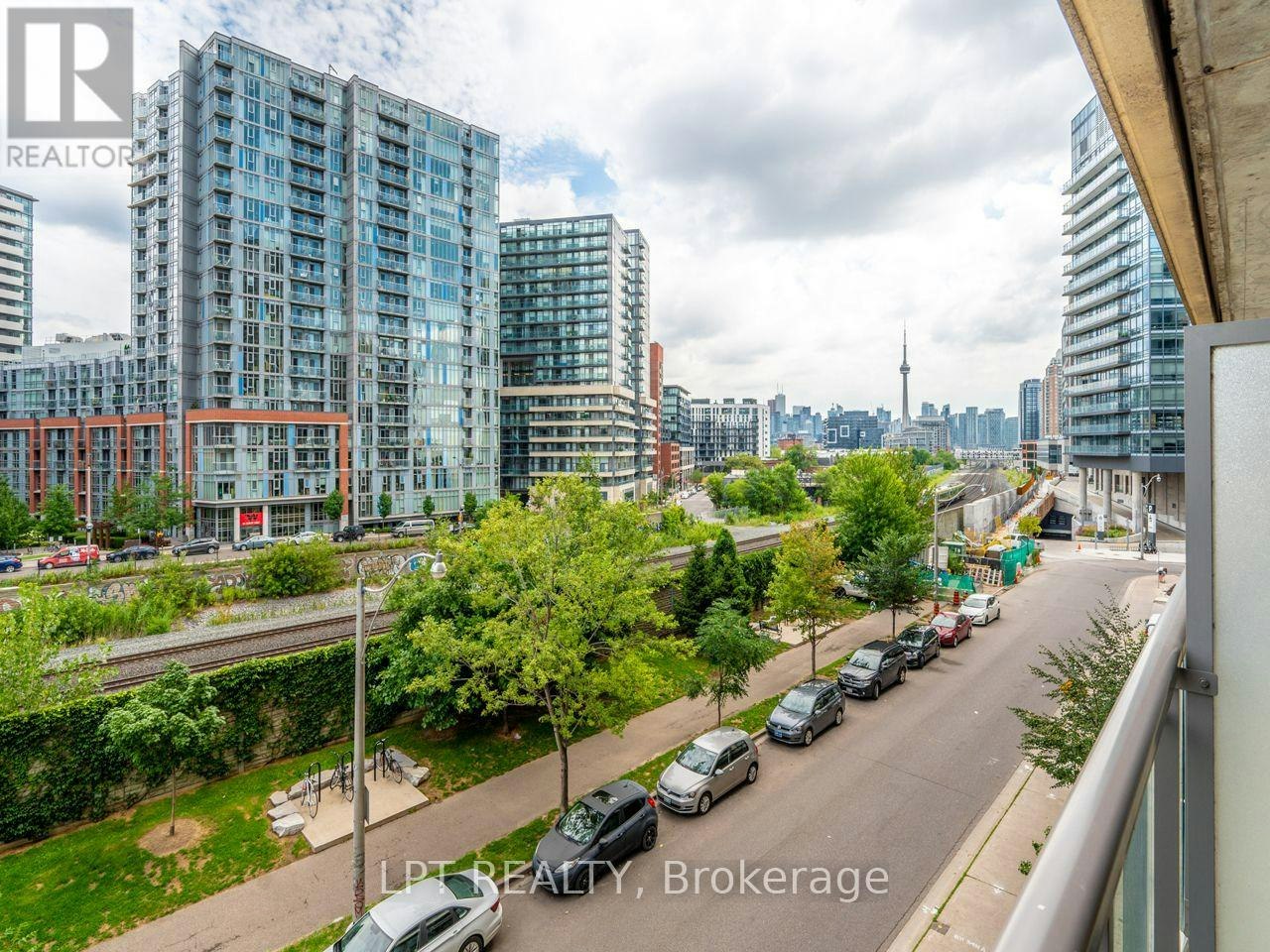 420-38 Joe Shuster Way, Toronto, ON, M6K 0A5 - 30
