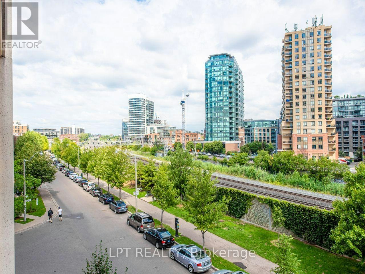 420-38 Joe Shuster Way, Toronto, ON, M6K 0A5 - 27