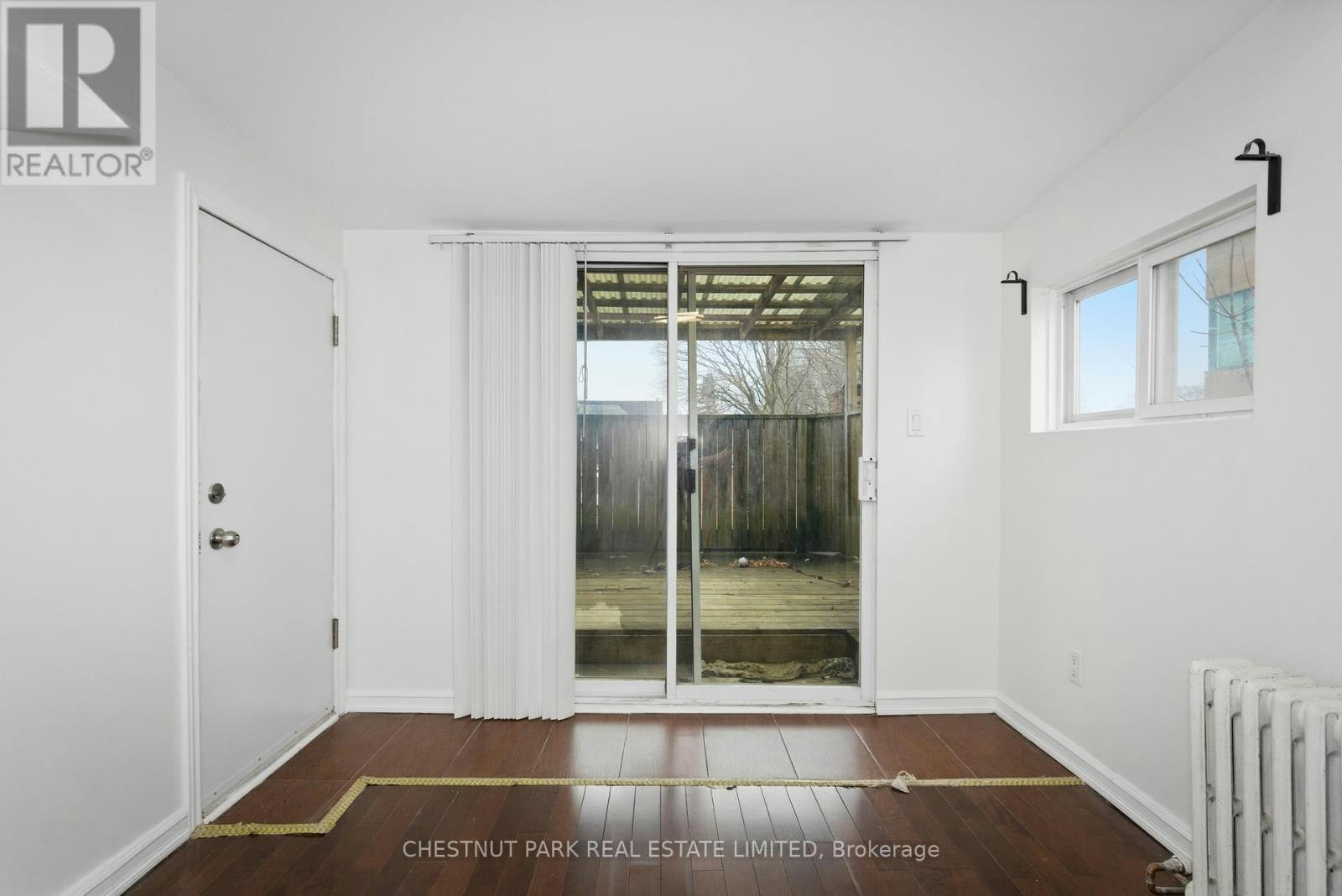 41 Roncesvalles Avenue, Toronto, ON, M6R 2K4 - 16