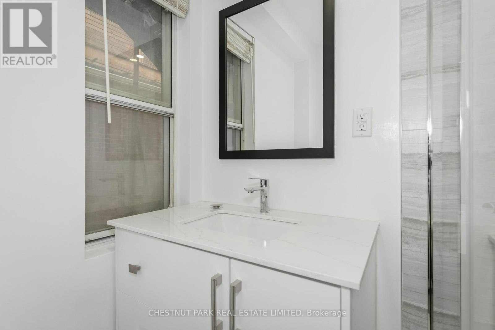 41 Roncesvalles Avenue, Toronto, ON, M6R 2K4 - 6