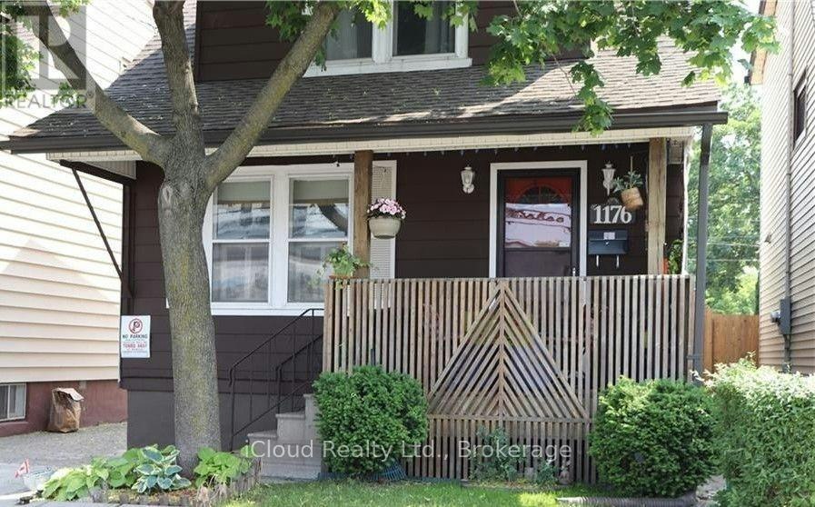 MAIN-1176 Cannon Street E, Hamilton, ON, L8L 2K1
