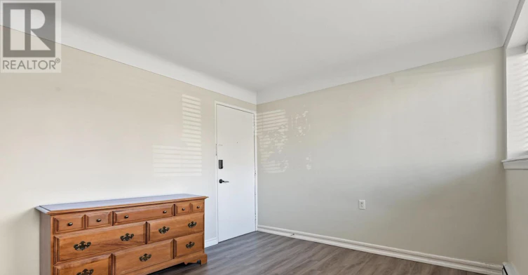 1254 Fennell Avenue E, Hamilton, ON, L8T 1T4 - 16