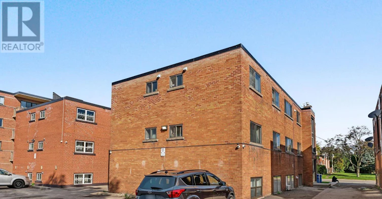 1254 Fennell Avenue E, Hamilton, ON, L8T 1T4 - 23