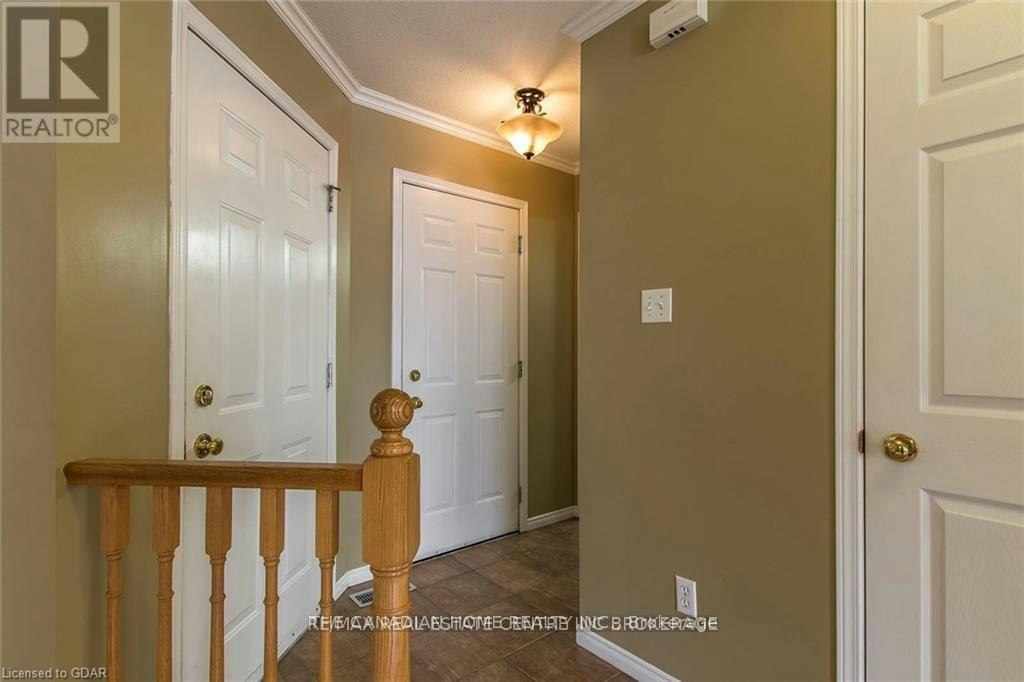 59 Hagan Avenue, Guelph, ON, N1E 7B7 - 3