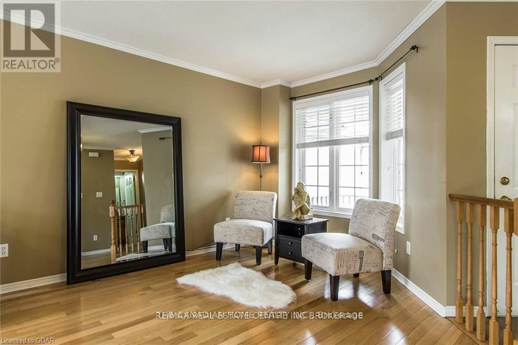 59 Hagan Avenue, Guelph, ON, N1E 7B7 - 4