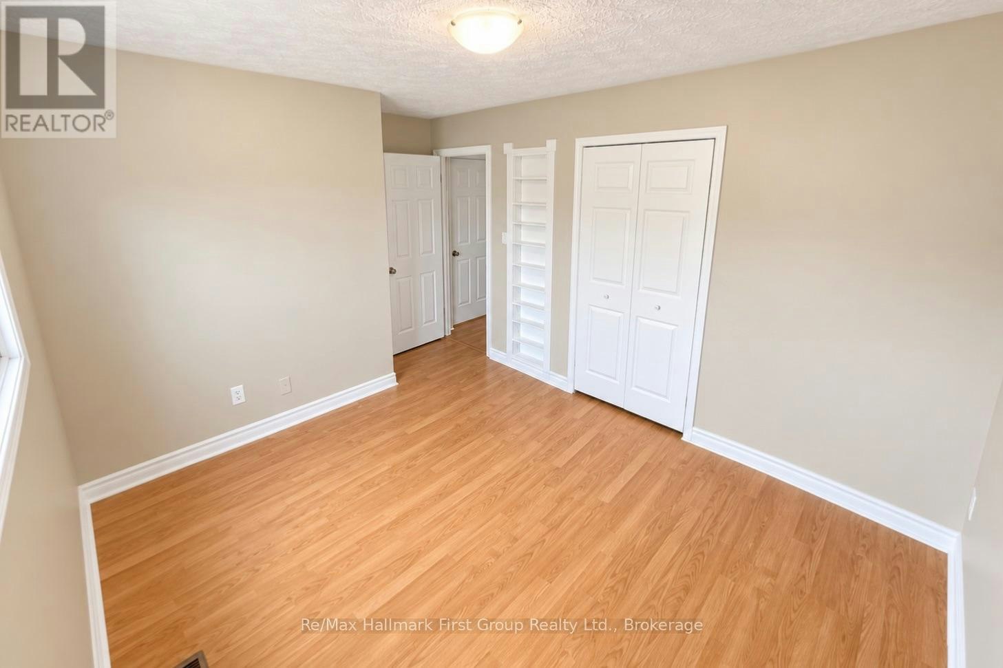 MAIN-78 Commerford Street, Thorold, ON, L2V 4R1 - 5