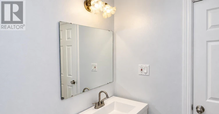 MAIN-78 Commerford Street, Thorold, ON, L2V 4R1 - 7