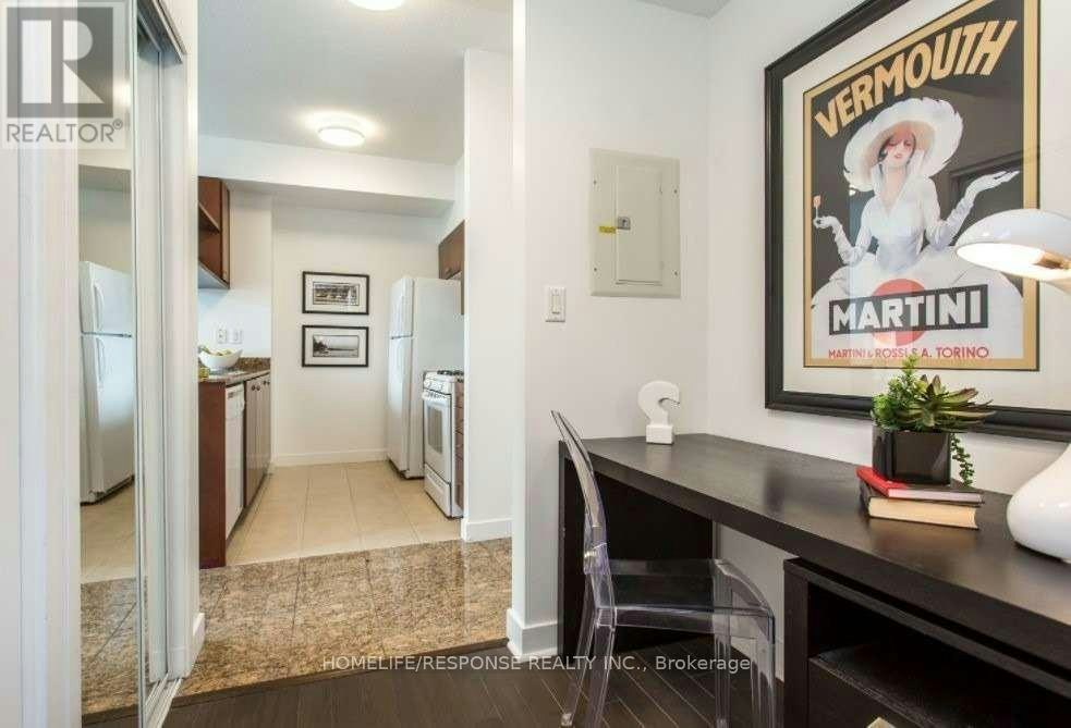 706-9 Spadina Avenue, Toronto, ON, M5V 3V5 - 2