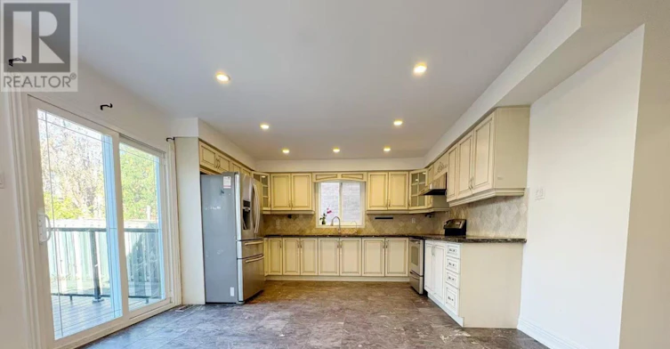 48 New Forest Square, Toronto, ON, M1V 2Z8 - 6