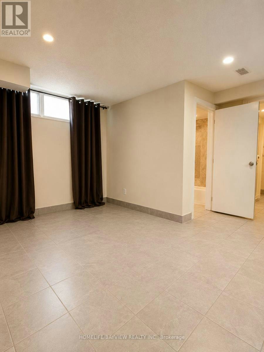BASEMENT-311 Blue Grass Boulevard, Richmond Hill, ON, L4C 3H3 - 4