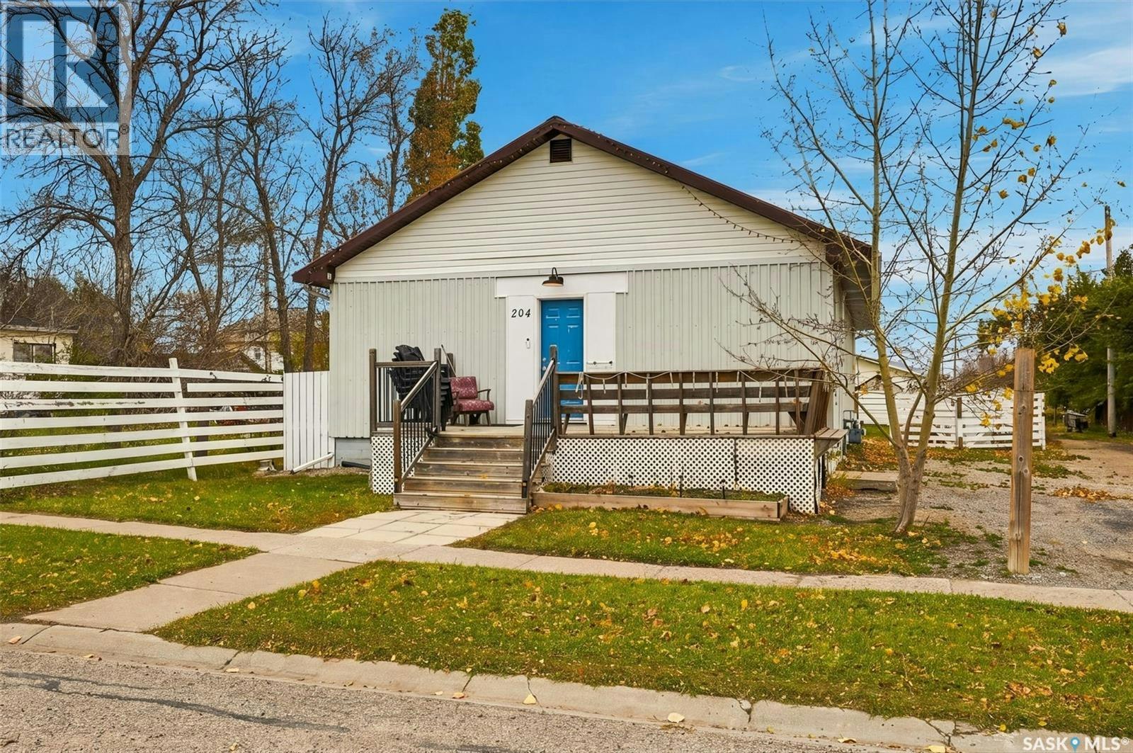 204 Main Street, Rouleau, SK, S0G 4H0