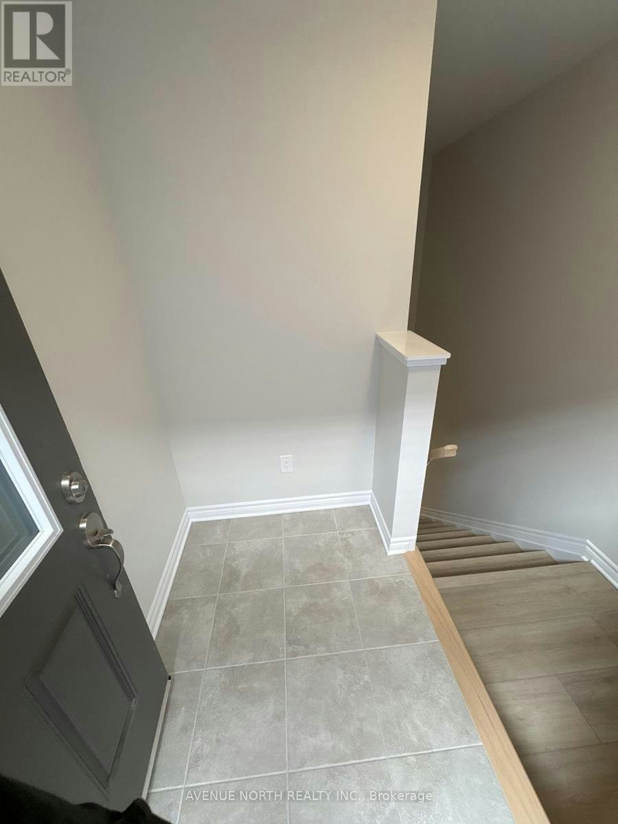 637B Paakanaak Avenue, Ottawa, ON, K0A 2P0