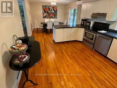 103 Laurentide Drive, Toronto, ON, M3A 3E4 - 14