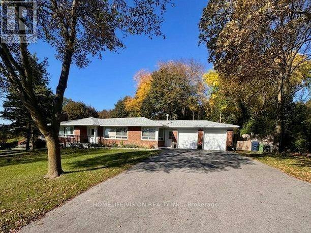 103 Laurentide Drive, Toronto, ON, M3A 3E4 - 2