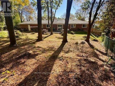 103 Laurentide Drive, Toronto, ON, M3A 3E4 - 27