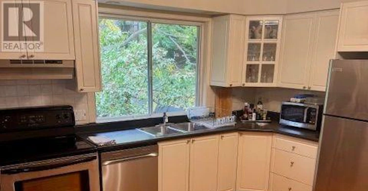103 Laurentide Drive, Toronto, ON, M3A 3E4 - 16
