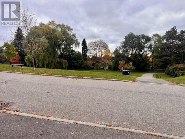 103 Laurentide Drive, Toronto, ON, M3A 3E4 - 32