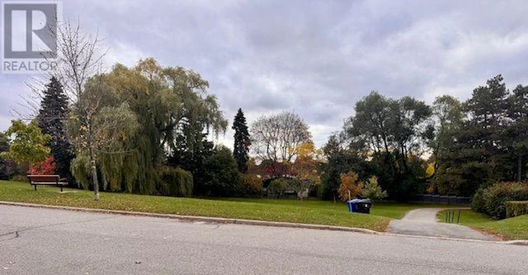 103 Laurentide Drive, Toronto, ON, M3A 3E4 - 32