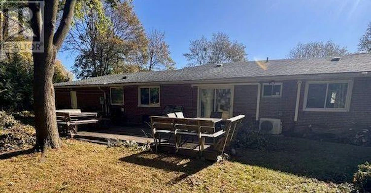 103 Laurentide Drive, Toronto, ON, M3A 3E4 - 28