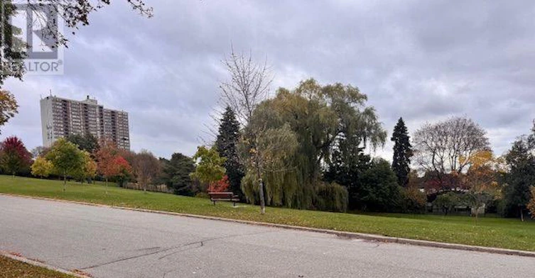 103 Laurentide Drive, Toronto, ON, M3A 3E4 - 31