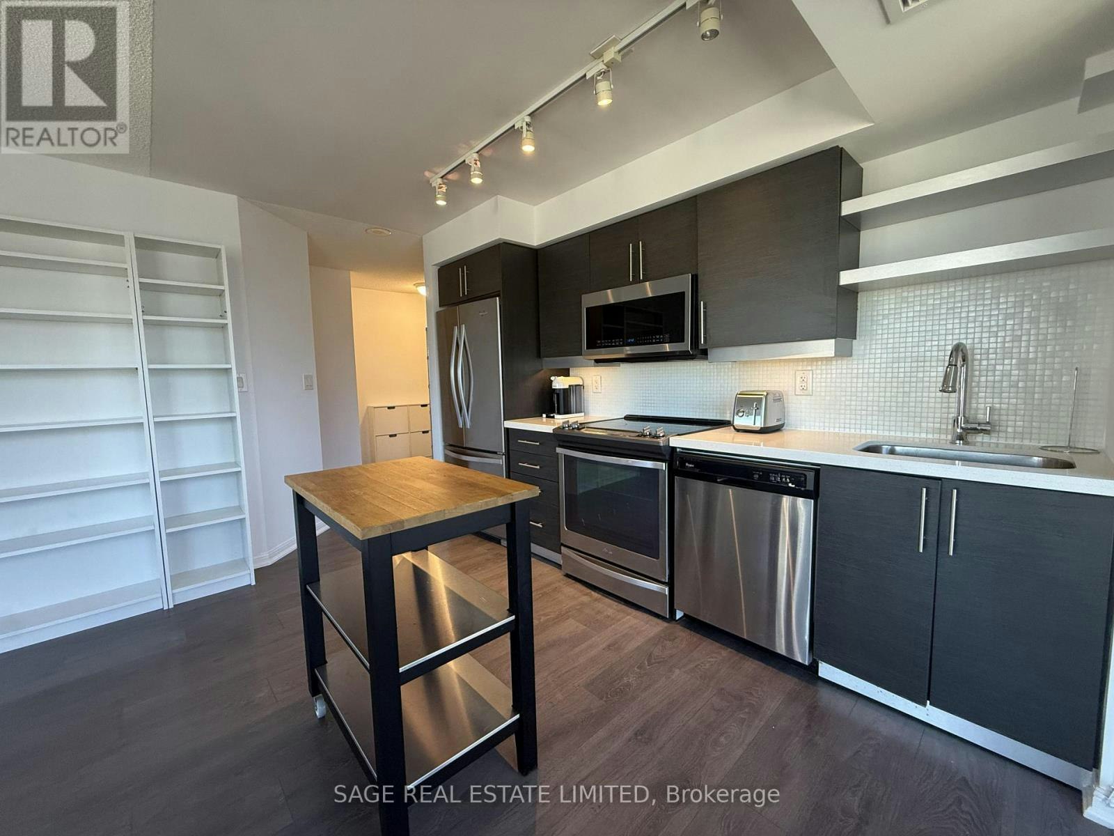 2212-400 Adelaide Street E, Toronto, ON, M5A 4S3 - 5