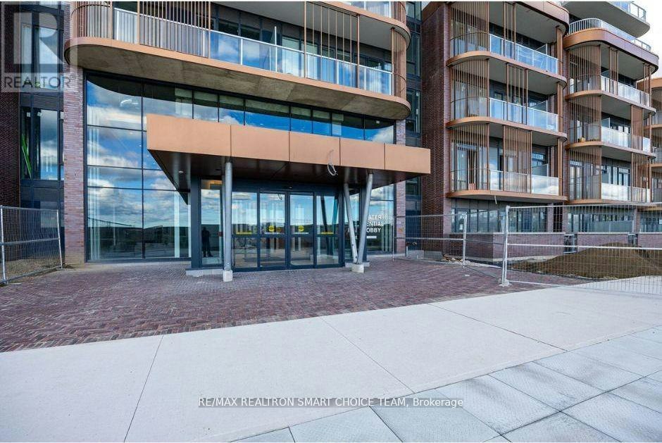 1316-220 Missinnihe Way, Mississauga, ON, L5H 0A9 - 2
