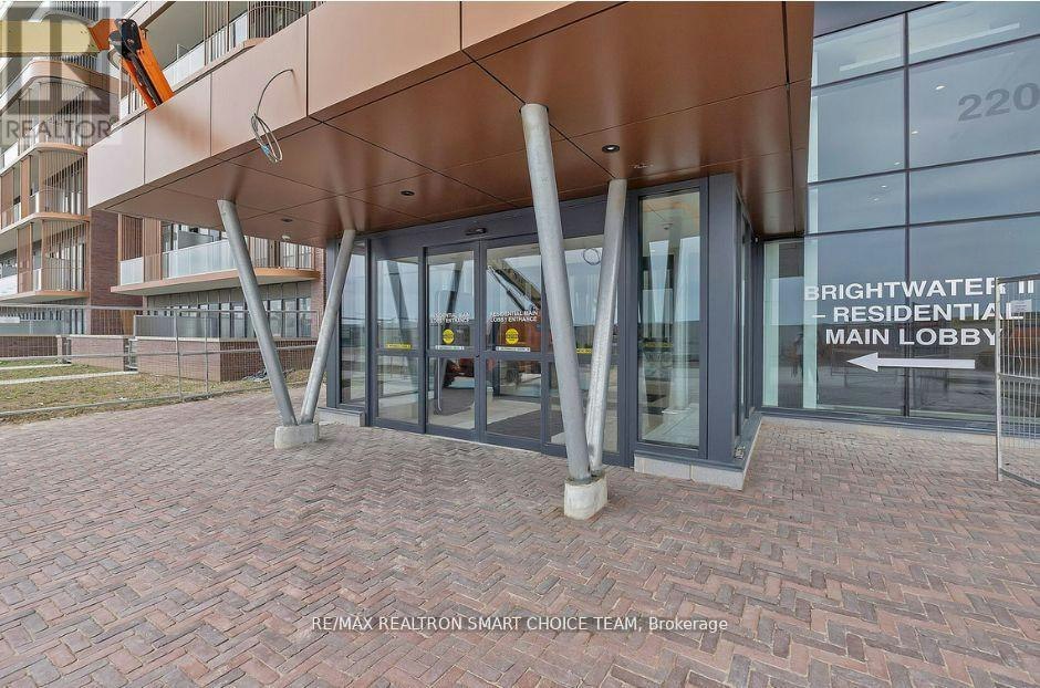 1316-220 Missinnihe Way, Mississauga, ON, L5H 0A9 - 3