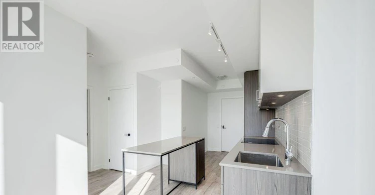 1316-220 Missinnihe Way, Mississauga, ON, L5H 0A9 - 11