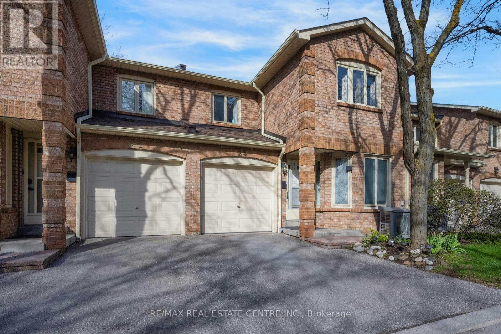 25-5020 Delaware Drive, Mississauga, ON, L4Z 3C7