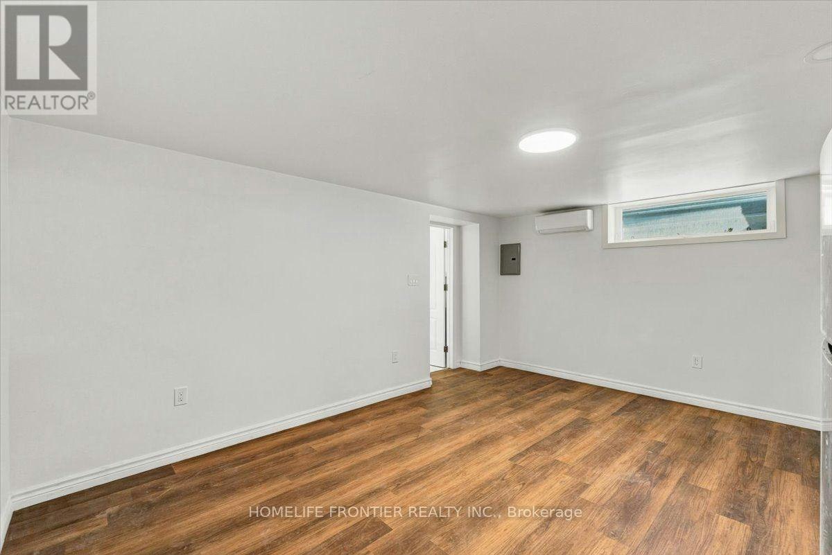 5-99 Regent Road, Toronto, ON, M3K 1H2 - 3