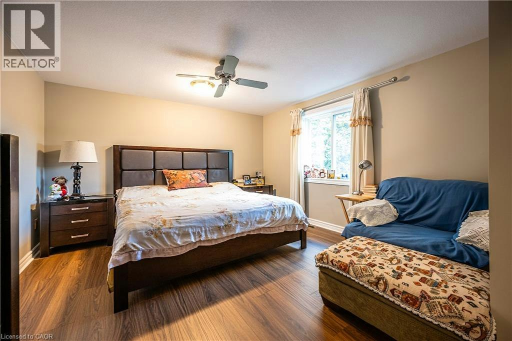Upper-214 Misty Court, Kitchener, ON, N2B 3V4 - 7
