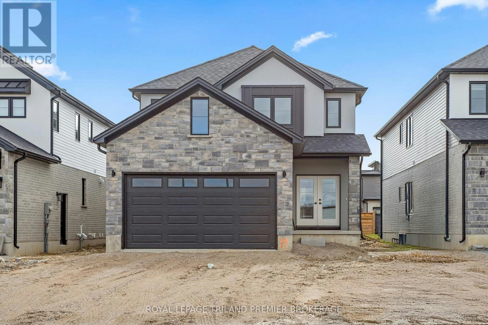 2628 Heardcreek Trail, London, ON, N6G 0Z8