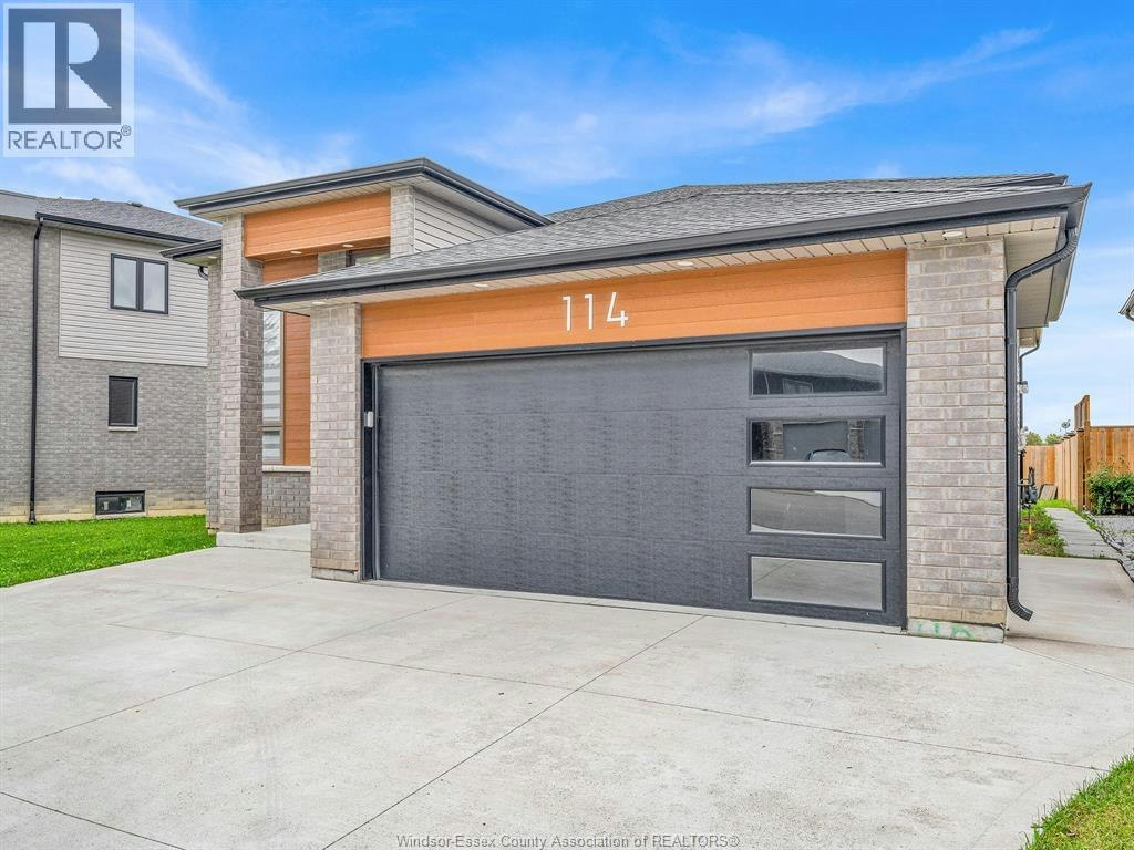 MAIN-114 Bear Street, Essex, ON, N8M 0A9 - 2