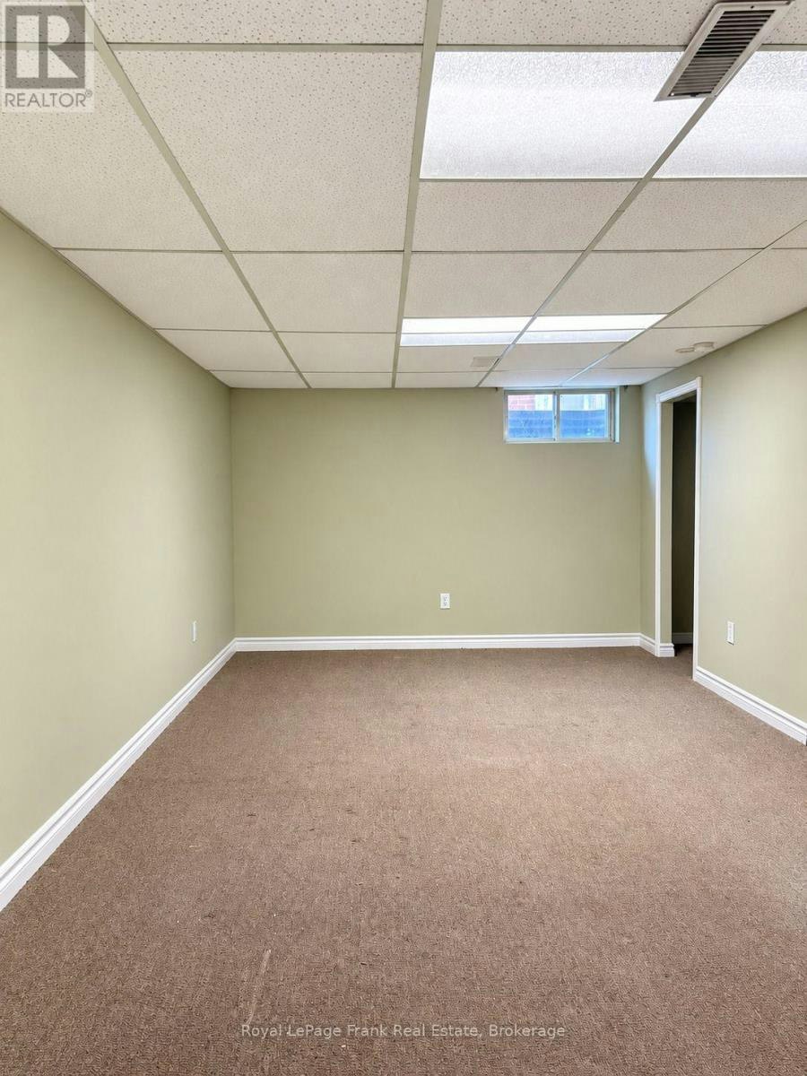 66 Admiral Road, Ajax, ON, L1S 2N9 - 12