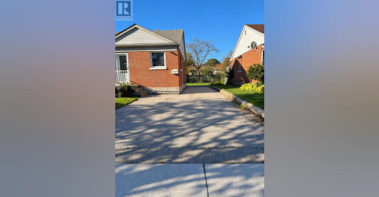 66 Admiral Road, Ajax, ON, L1S 2N9 - 2