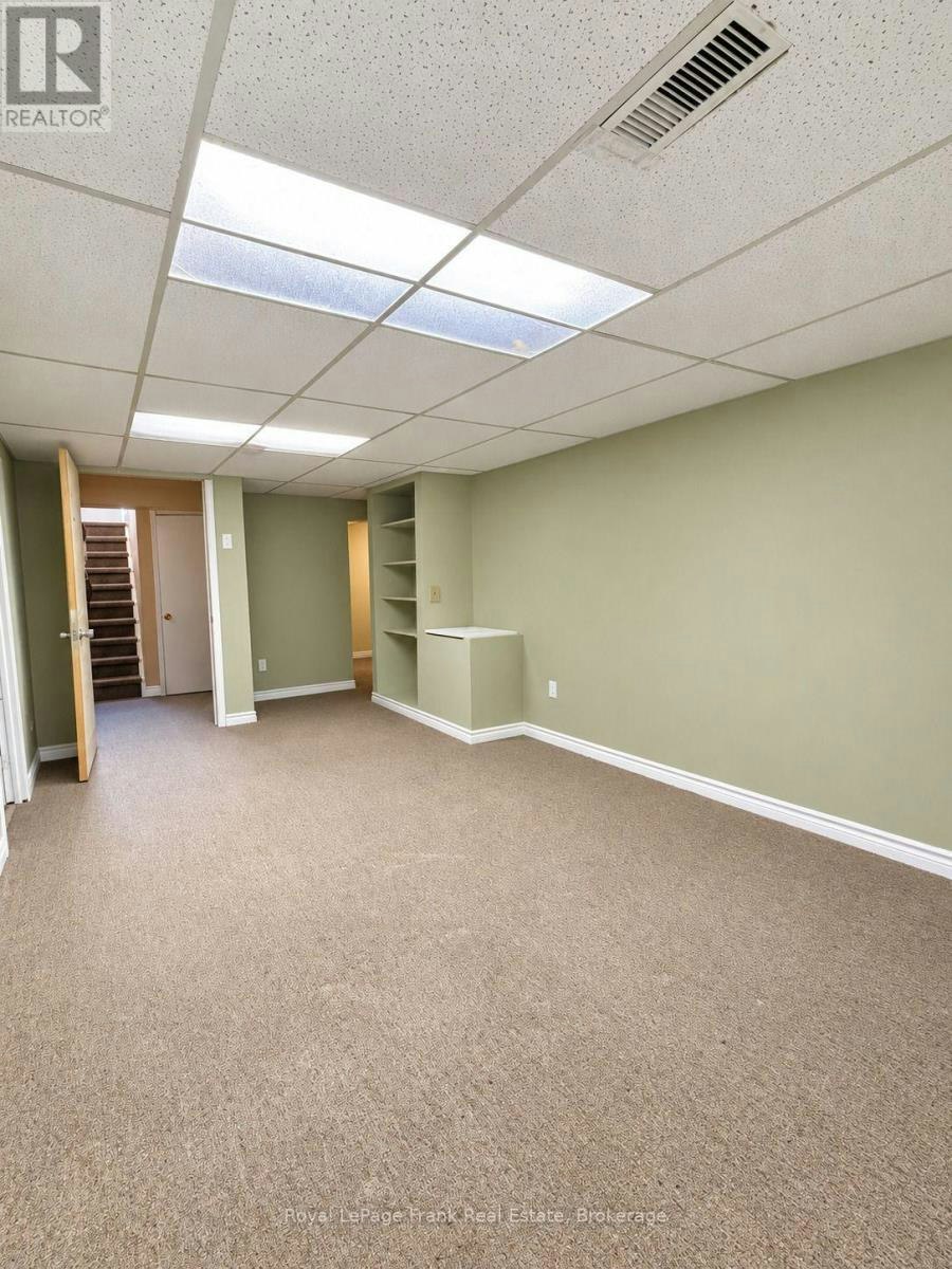 66 Admiral Road, Ajax, ON, L1S 2N9 - 11